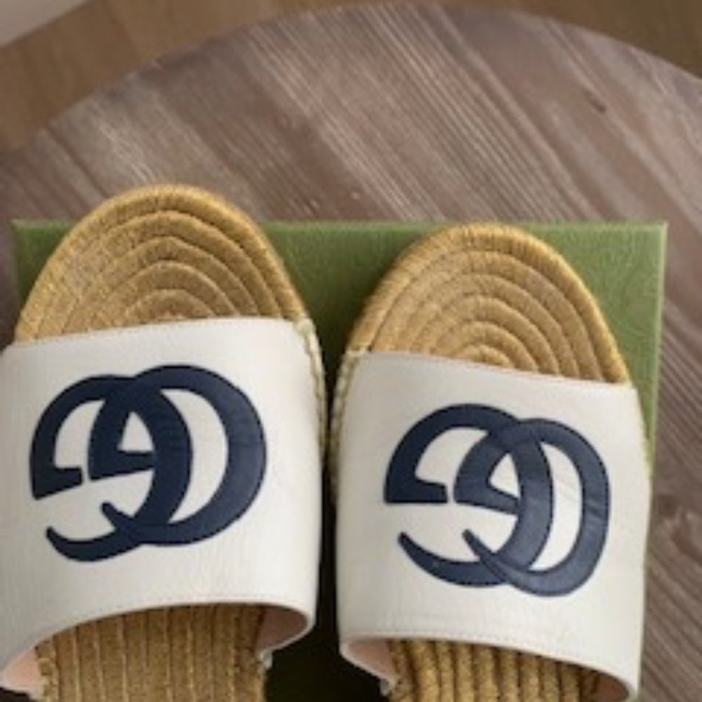 Shoes - Picture 4 of 6